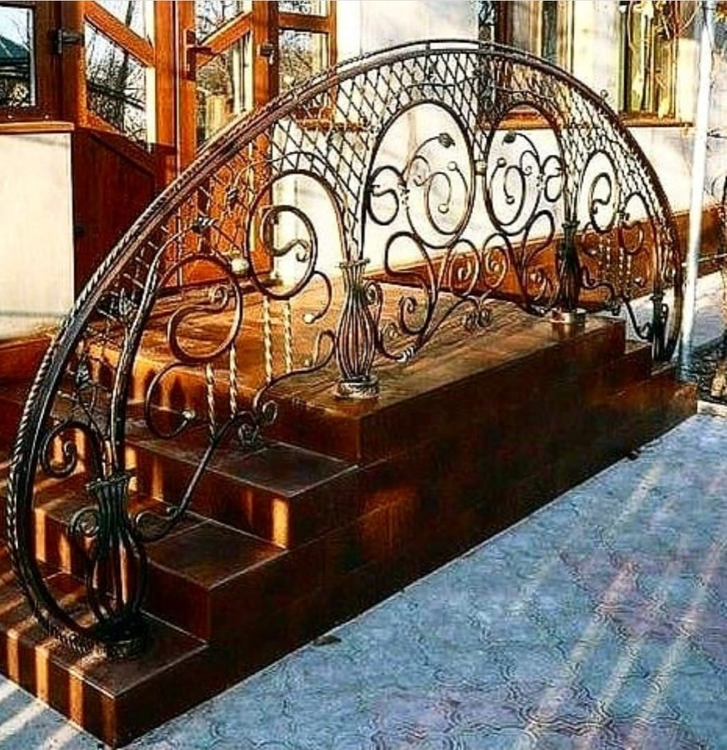 Гарниа Ковка