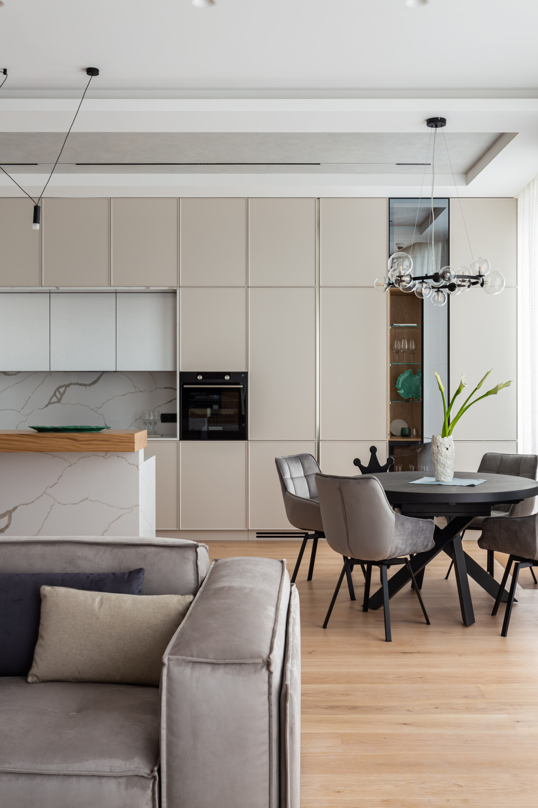 Современная квартира для дружной семьи