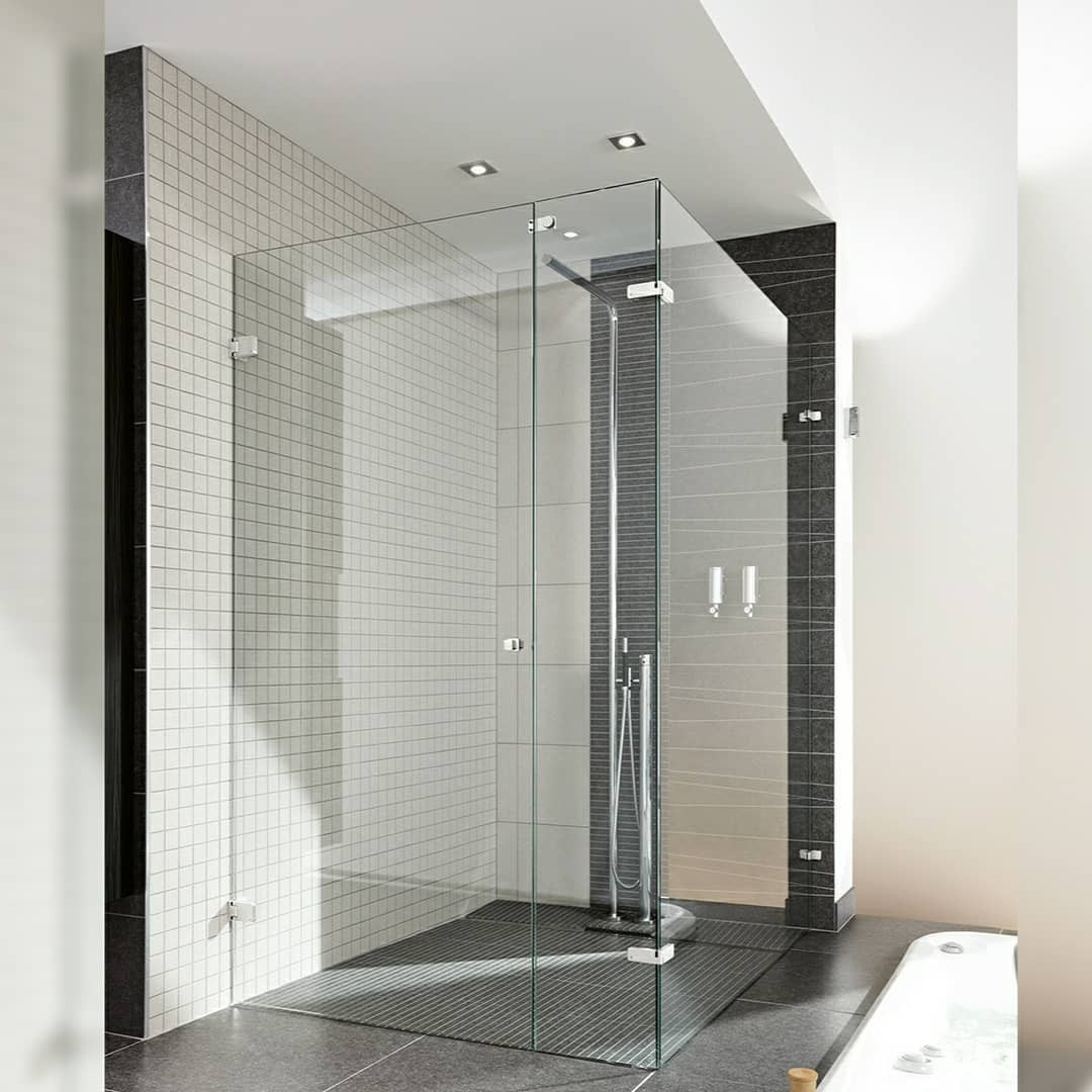 Душевые ограждения на фурнитуре MWE без стабилизационных штанг