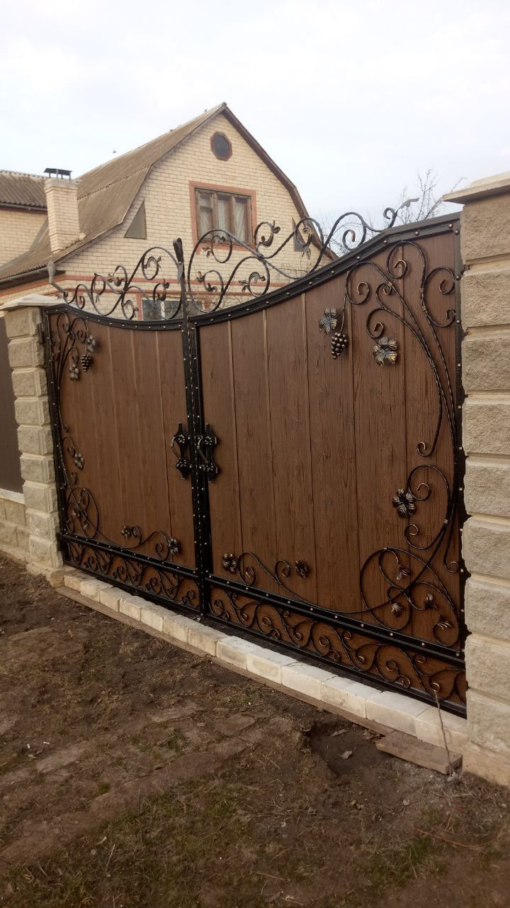 Кованые ворота