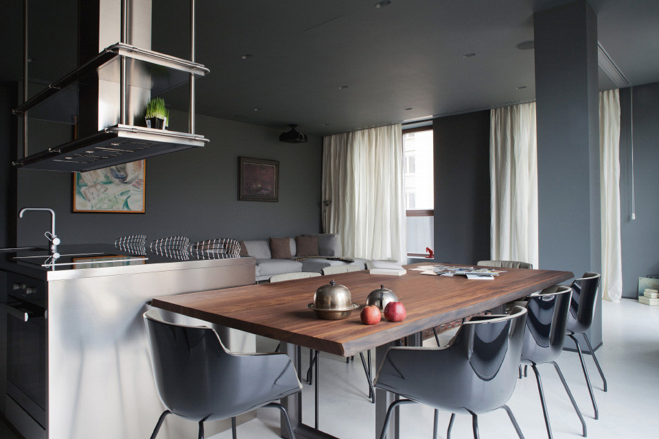 GRAY APARTMENT