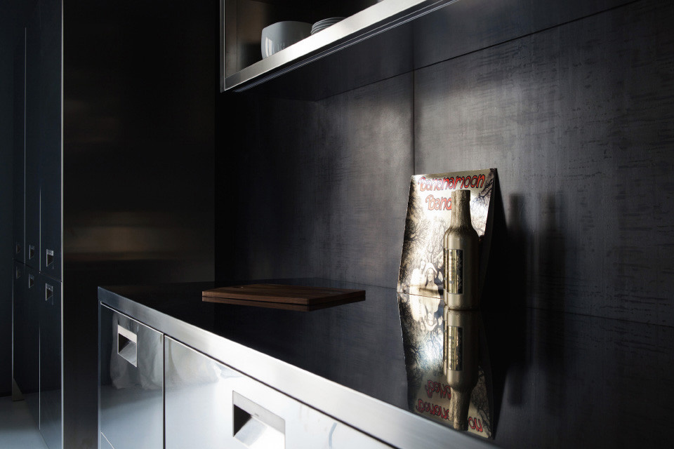 GRAY APARTMENT