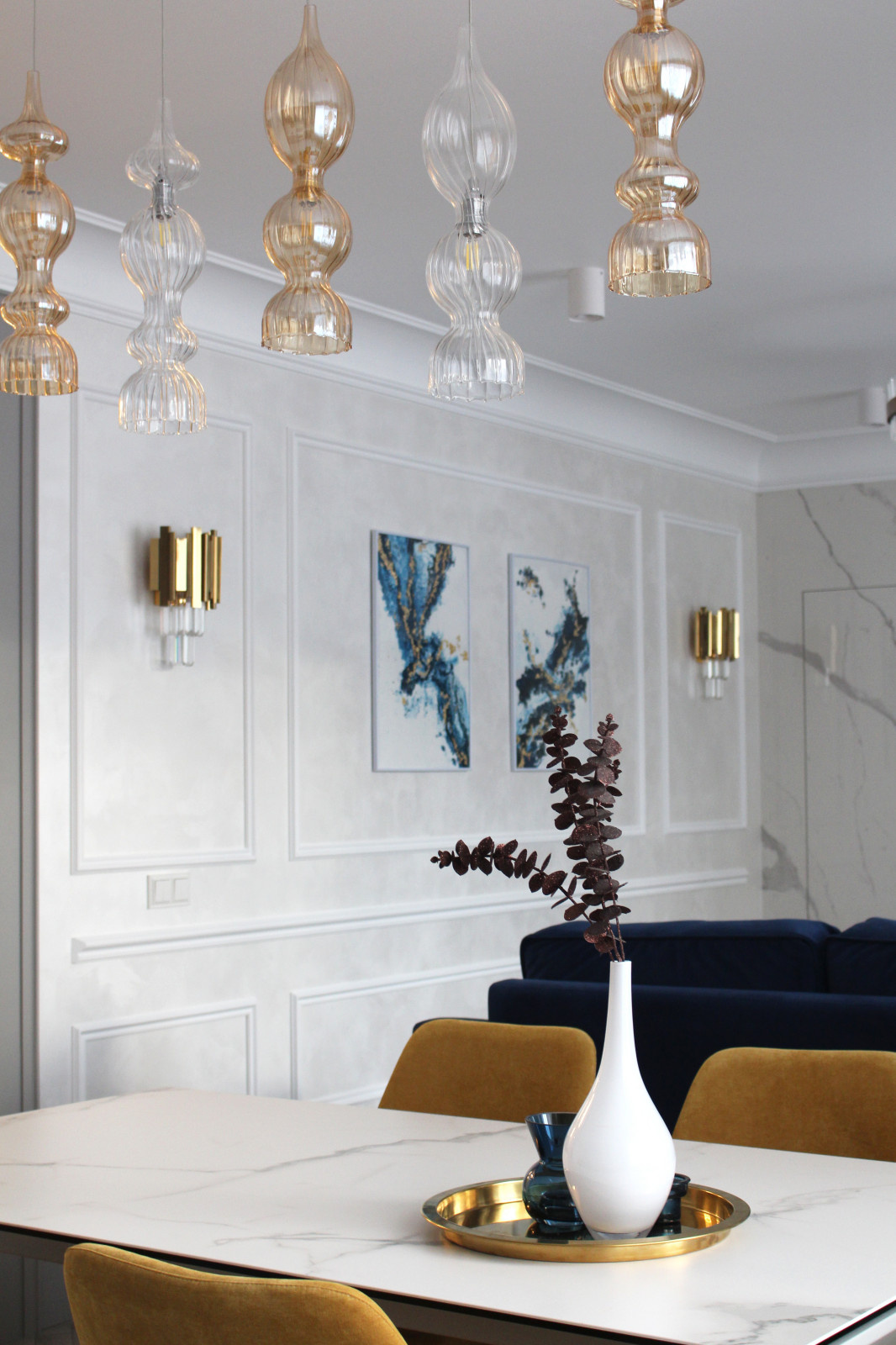 Гипсовые молдинги и декор для стен