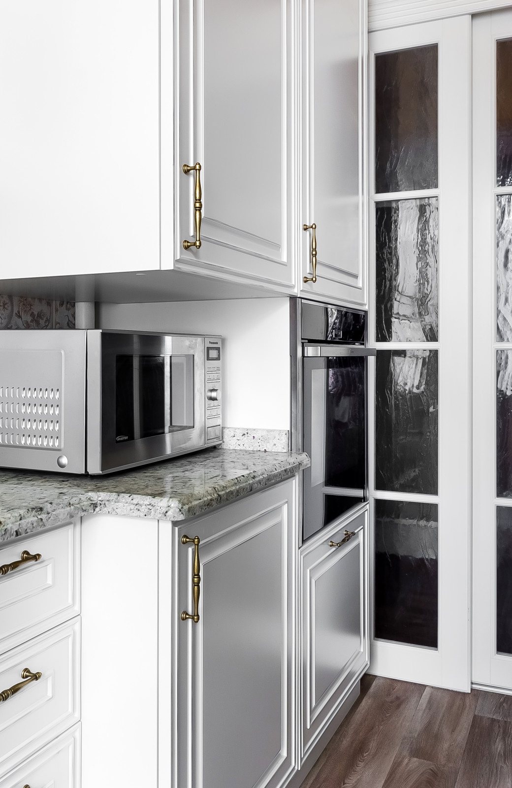 Маленькая кухня в классическом стиле