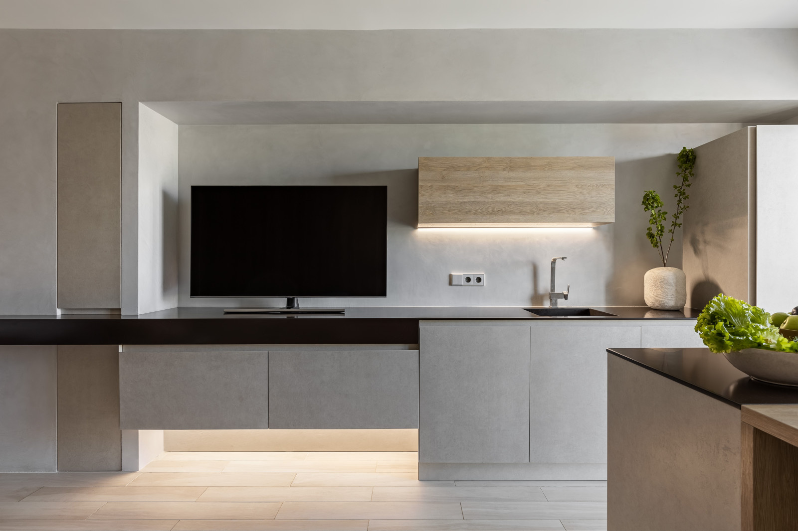 Проект недели: Очень вытянутая кухня-гостиная