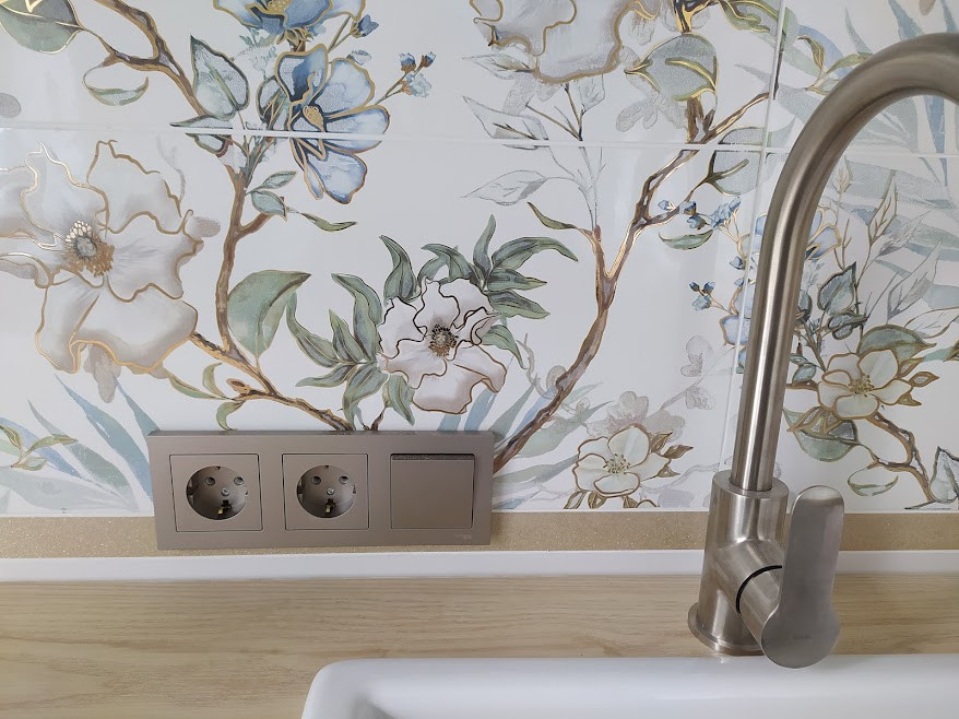 Обложка проекта: Немножко золота