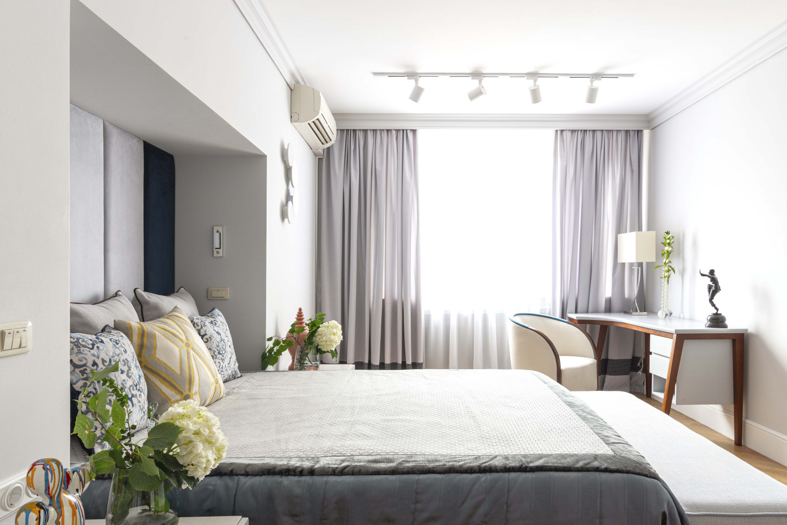 В гостях: Интерьер, где пережили «затопление кипятком»