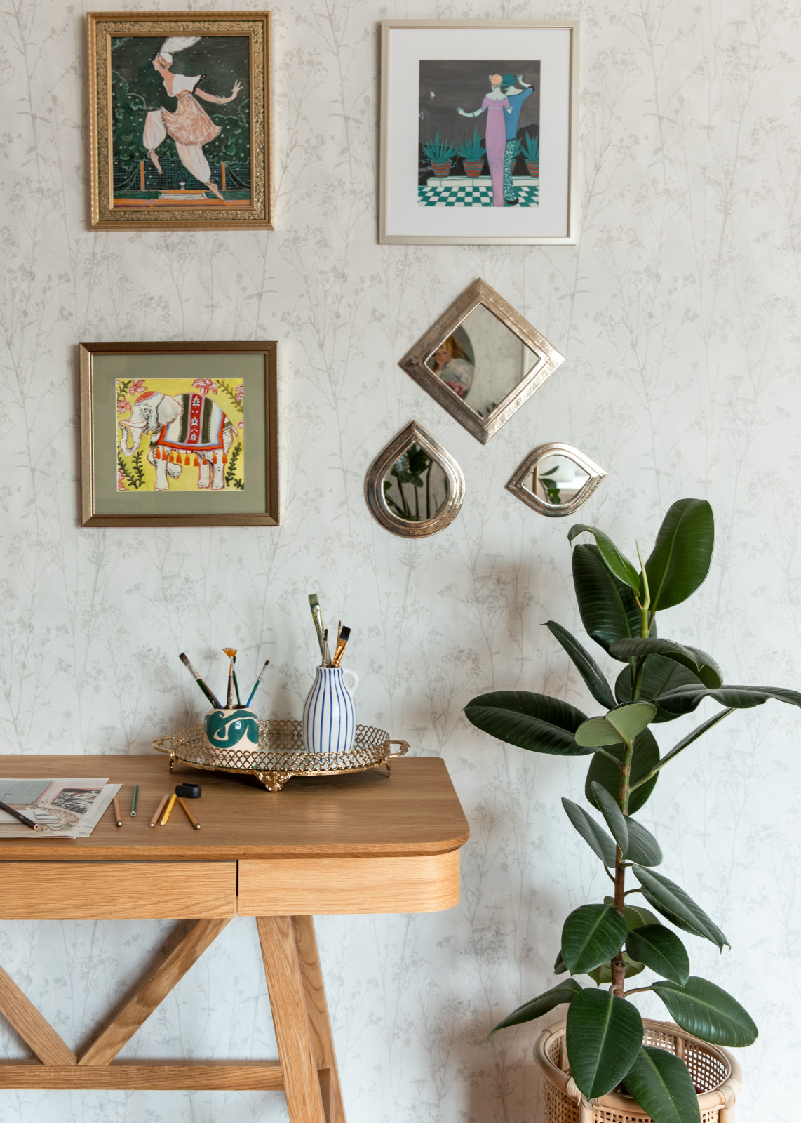 В гостях: Квартира с антикварным буфетом и быстрым ремонтом