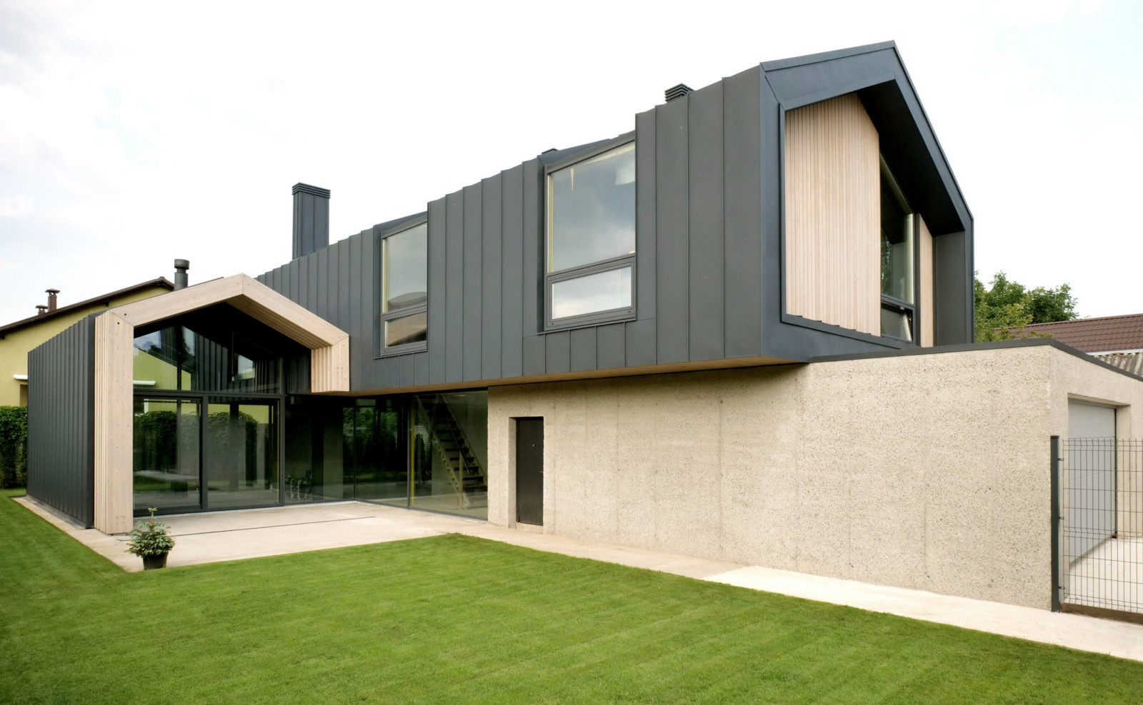 TEPLICA house