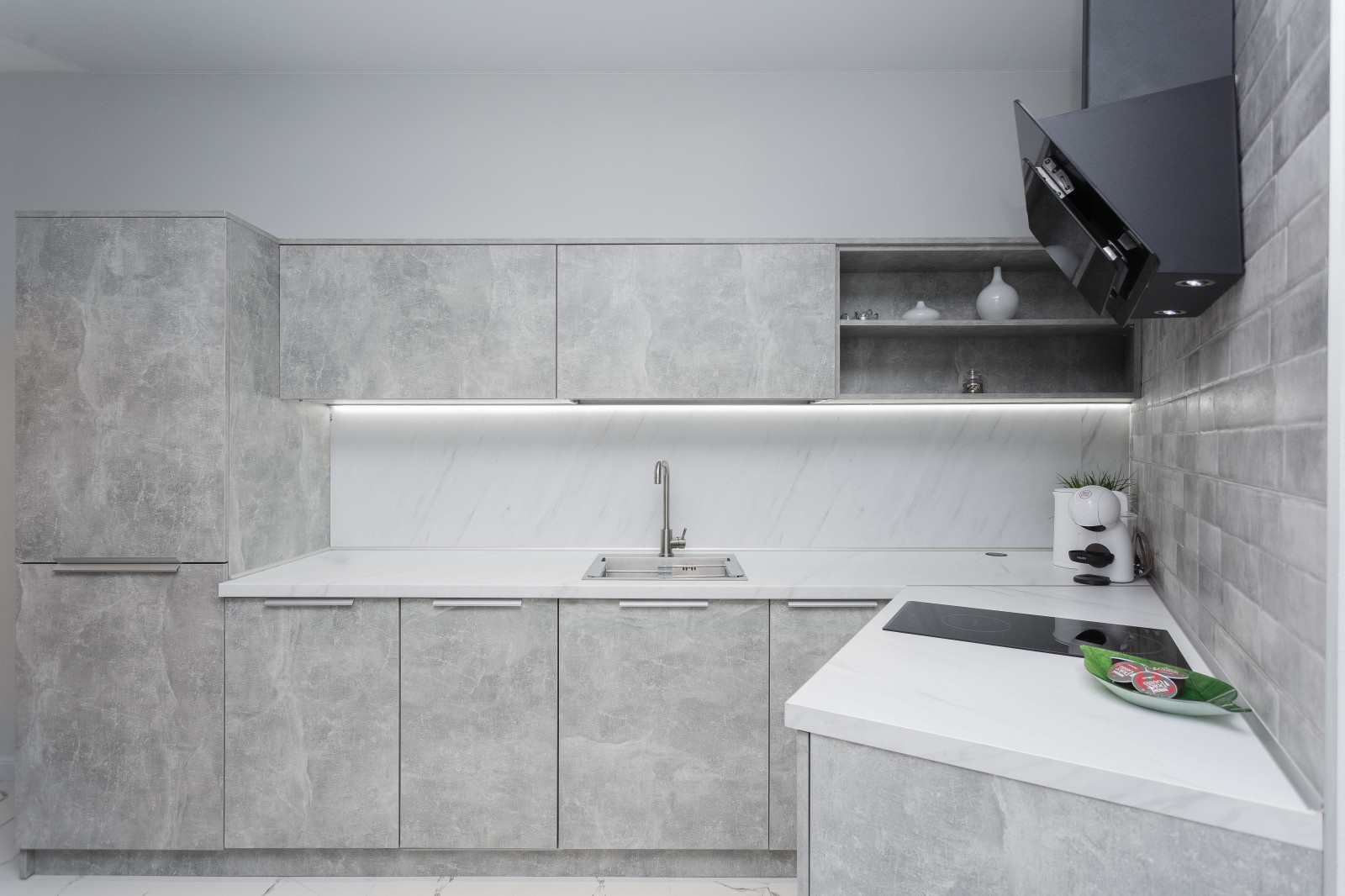 Кухня в стиле минимализм