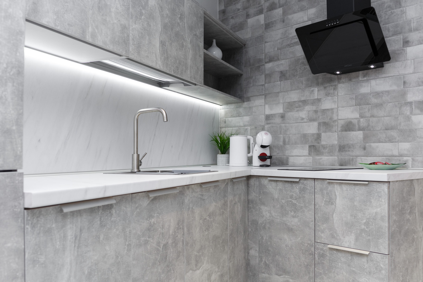 Кухня в стиле минимализм