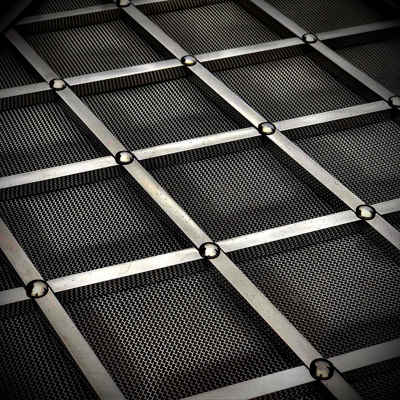 Декоративные решетки DIAMONDGRILLE