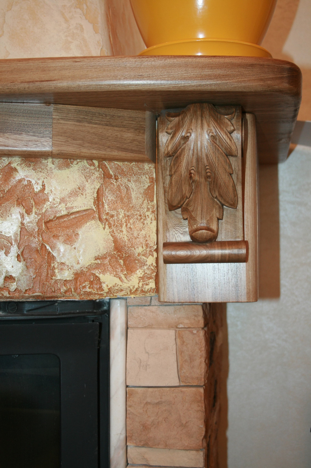 Каминная топка Jotul I18 Harmony 2010 отделка деревом