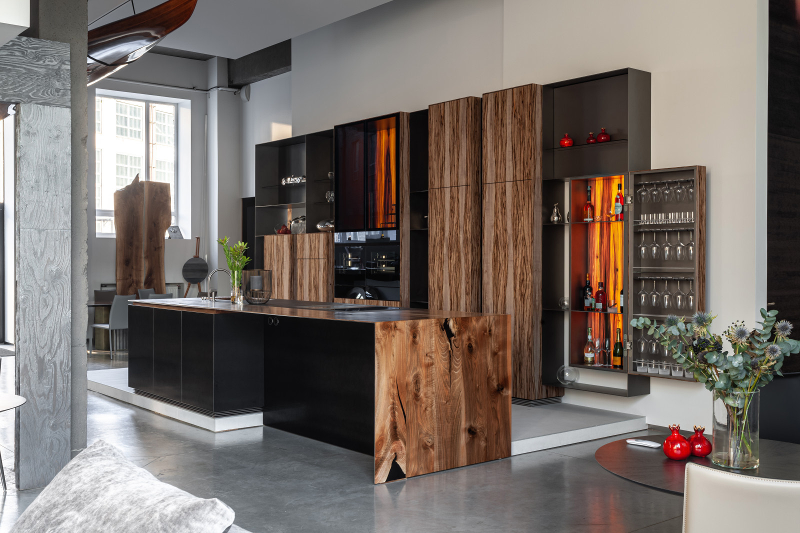 ПРОЕКТ КУХОННОГО ПРОСТРАНСТВА UNIQPLACE SHOWROOM