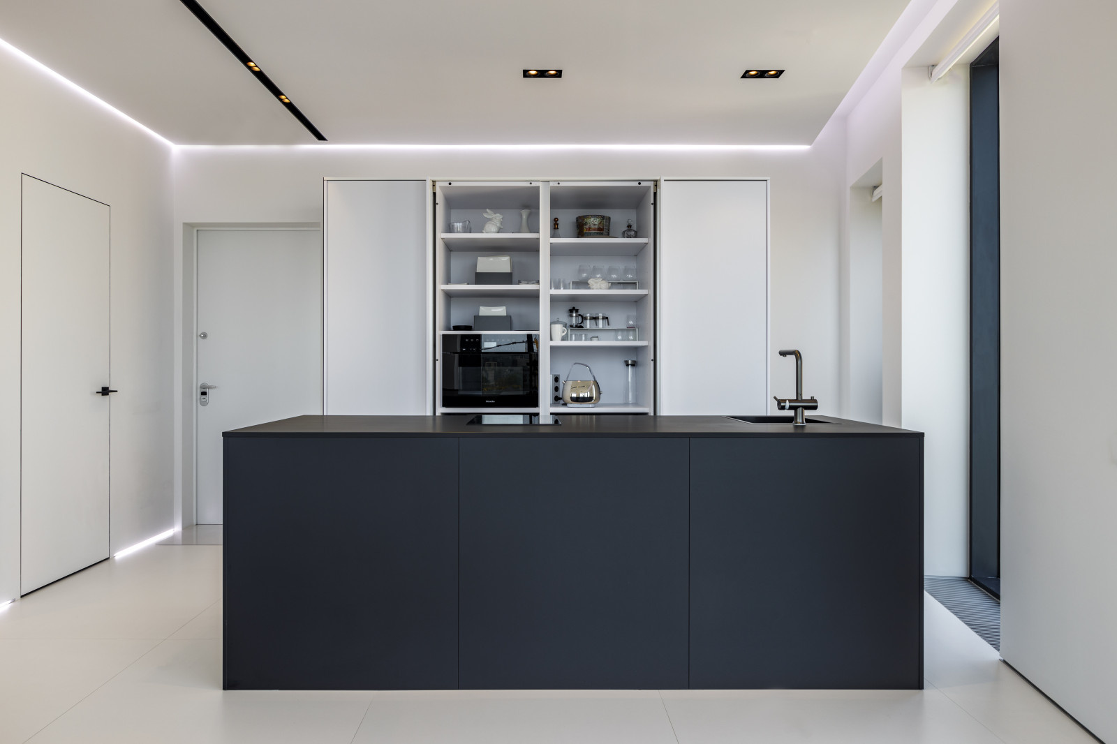 Minimalist privat appartment