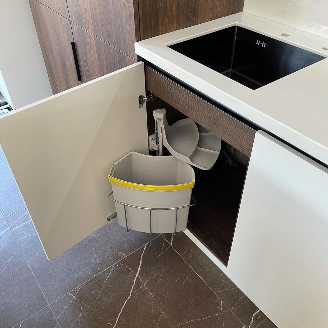 Современная кухня с островом