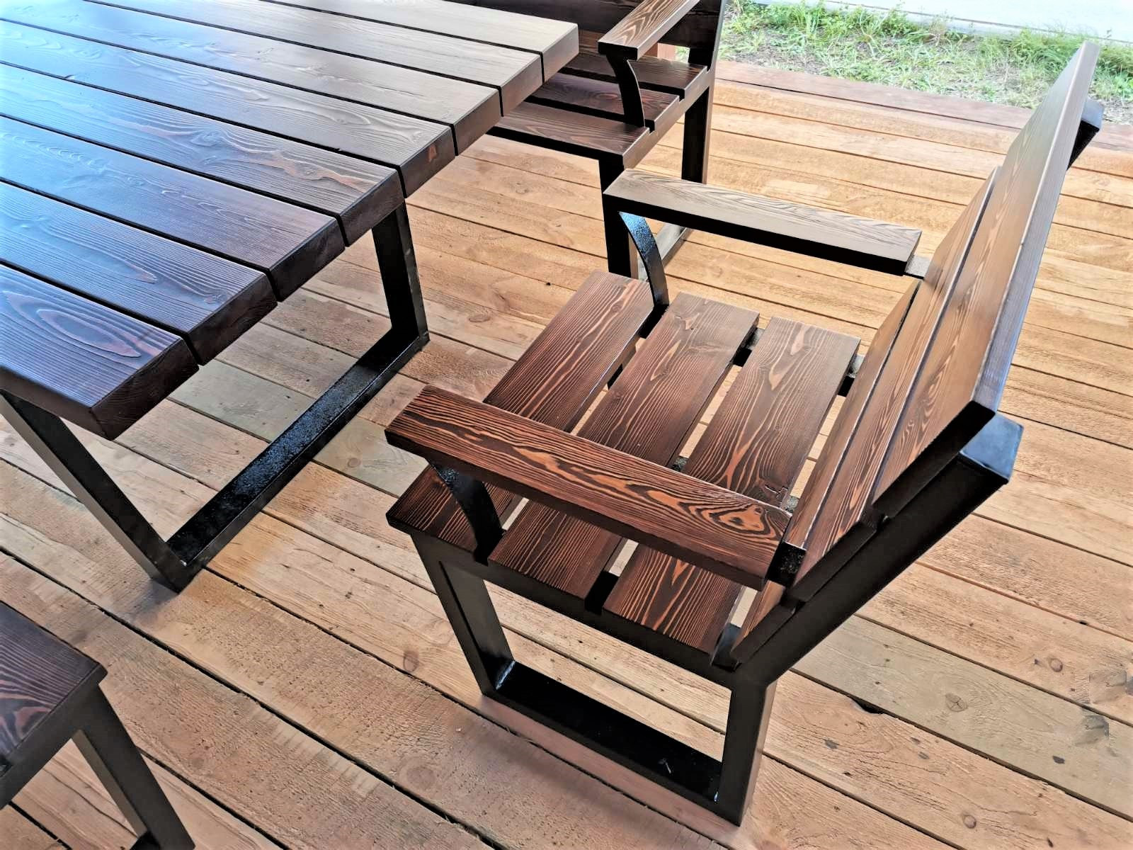 Обложка проекта: Садовая мебель из массива