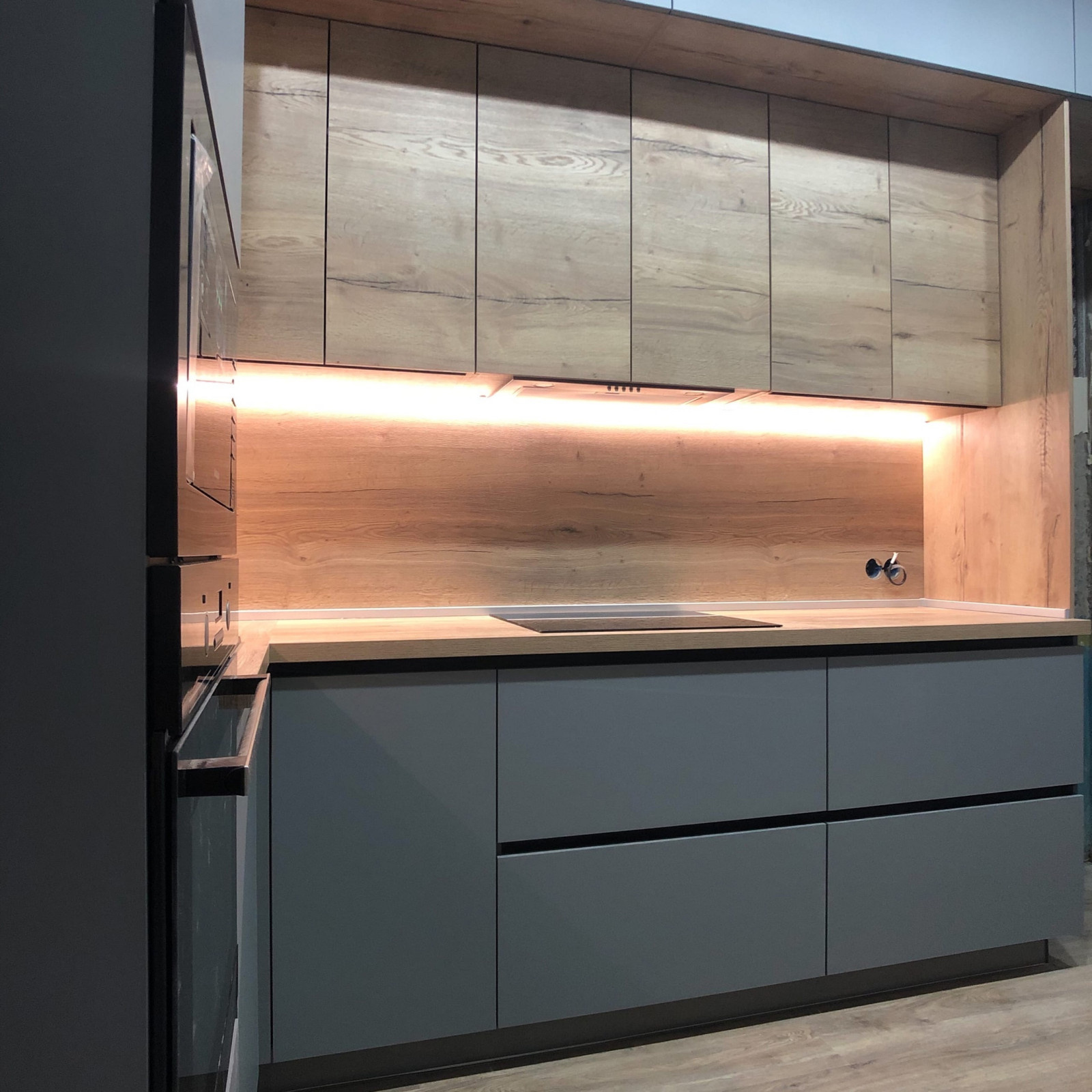 Кухня пластик Eterno Matt