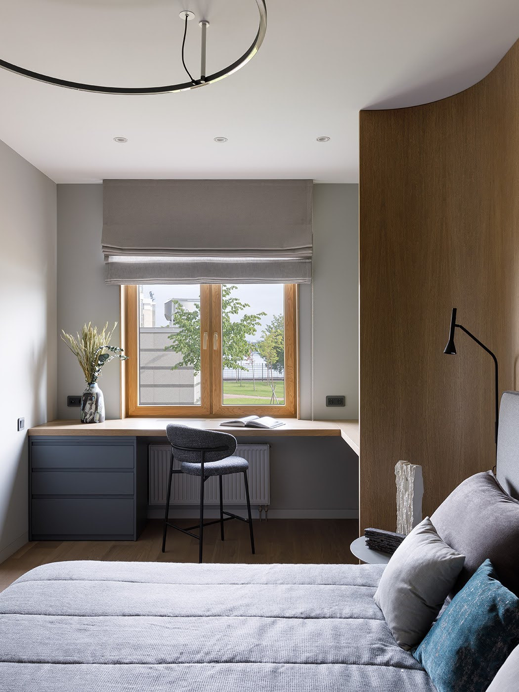 Houzz тур: Минималистичный интерьер для студента