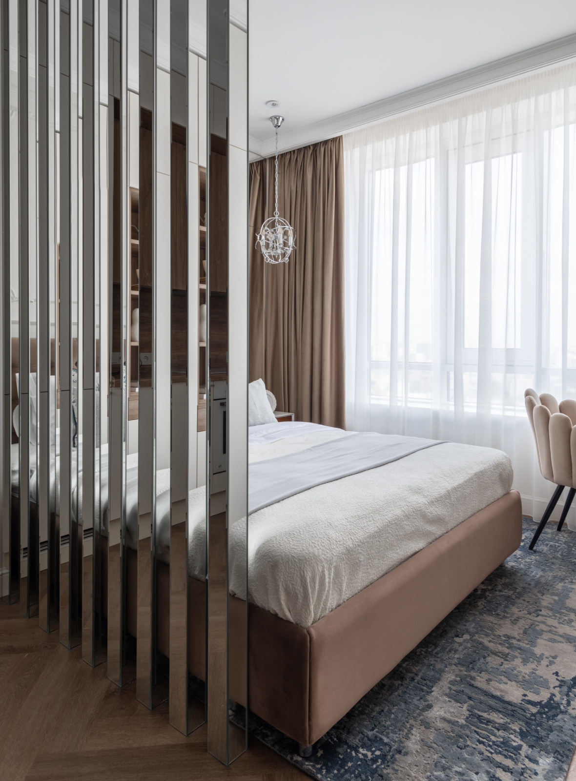 Обложка статьи: Есть решение: 5 студий площадью 30 кв.м