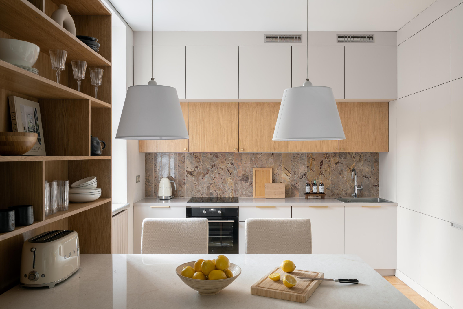 Houzz тур: Трёхкомнатная квартира для русско-французской семьи