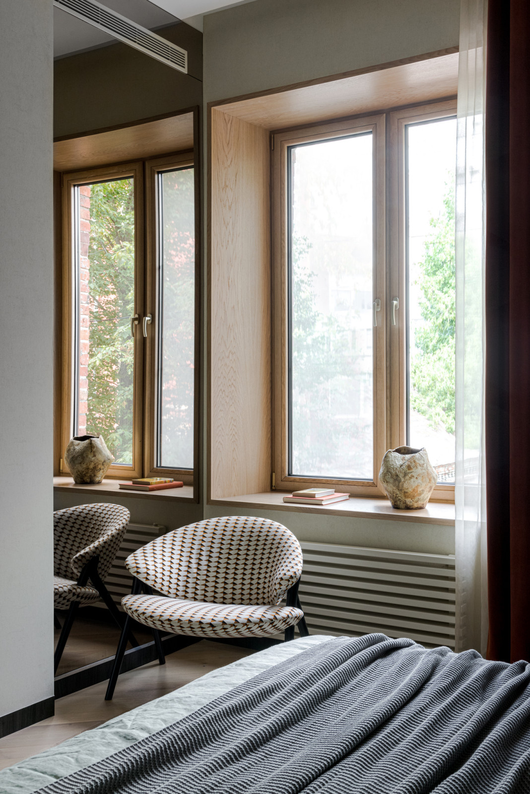 Houzz тур: Квартира с зелёным мрамором и отпечатком наутилуса