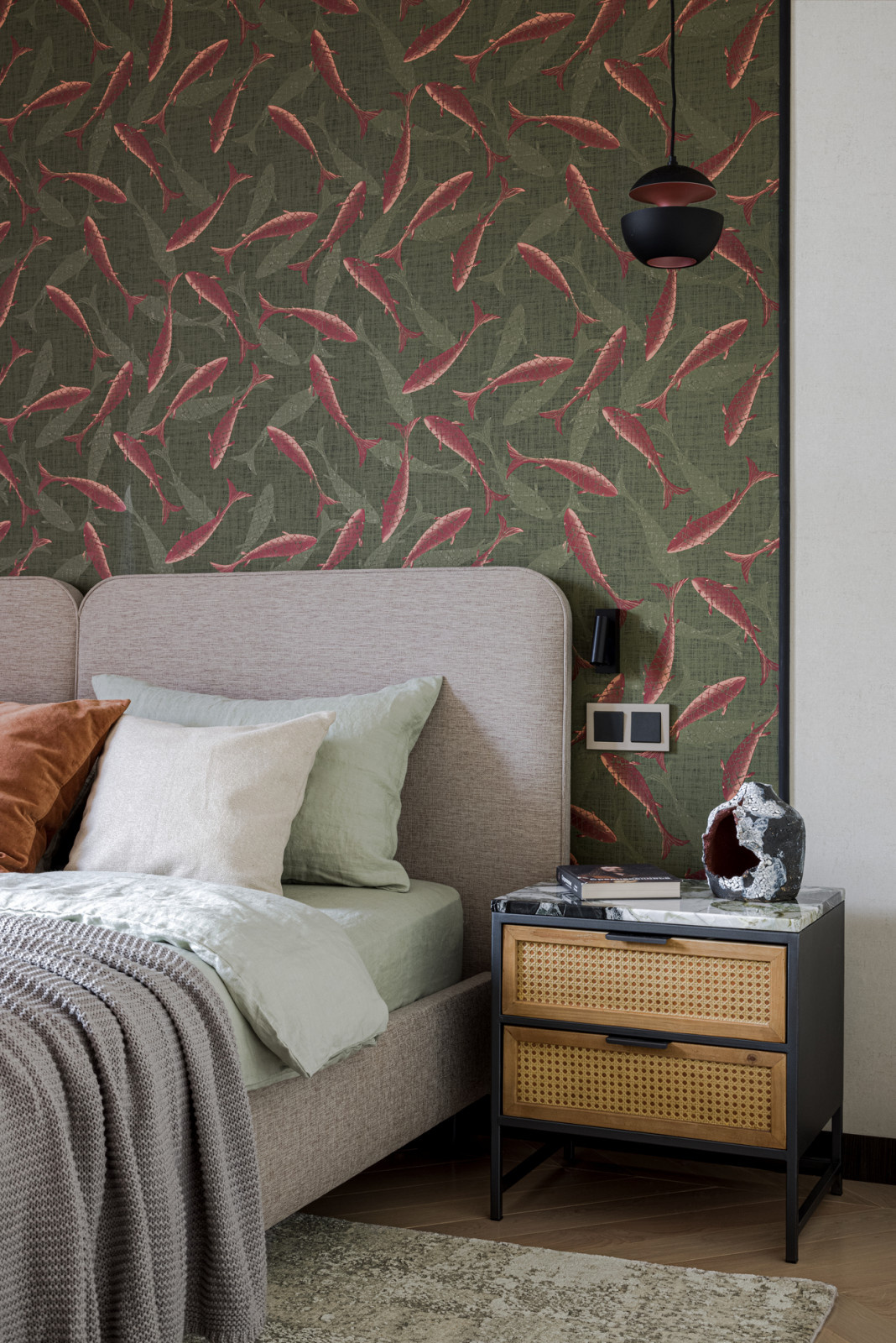 Houzz тур: Квартира с зелёным мрамором и отпечатком наутилуса