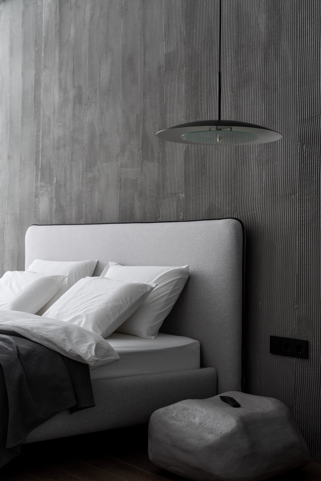 Houzz тур: Монохромная квартира для юриста в Екатеринбурге