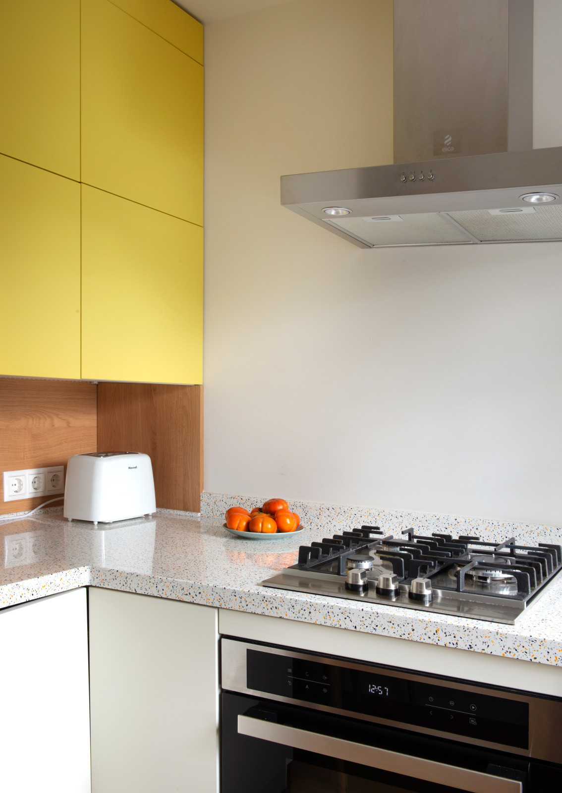 Квартира 38 кв м в старом фонде (Москва)