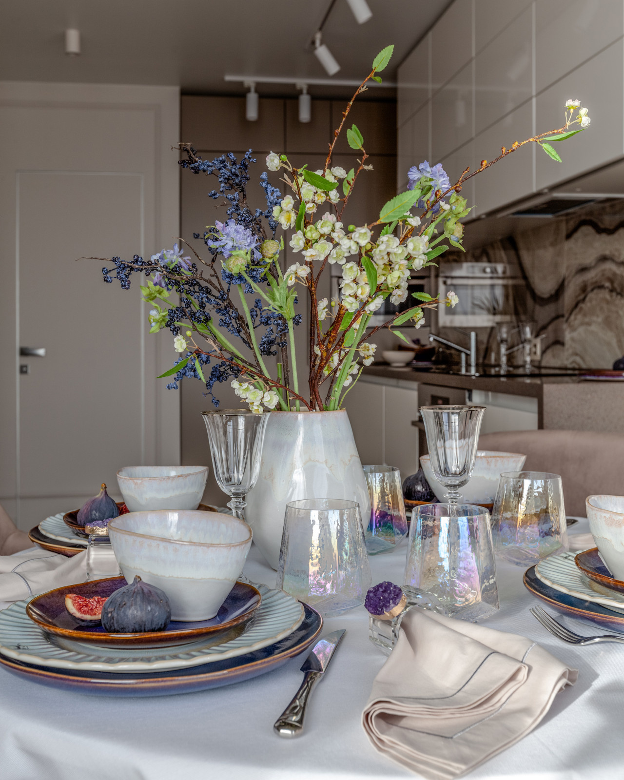 Дизайн-проект пентхауса в ЖК Европейский берег с высотой потолка 5,8 м.