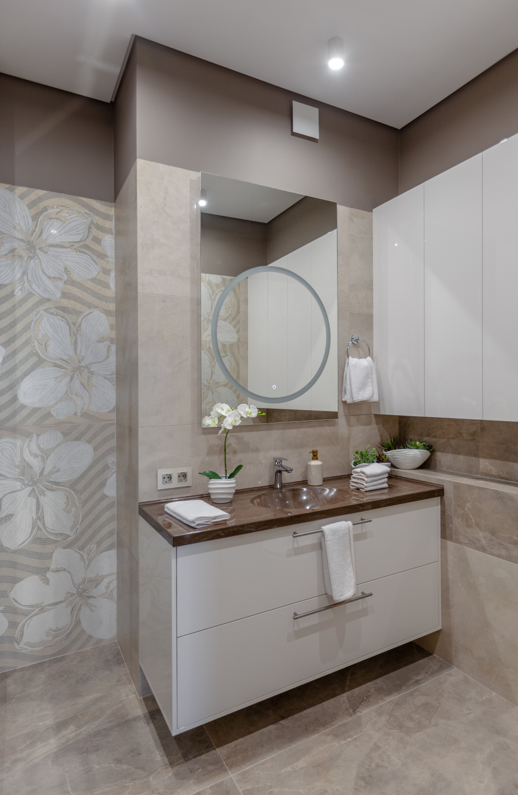 Дизайн-проект пентхауса в ЖК Европейский берег с высотой потолка 5,8 м.