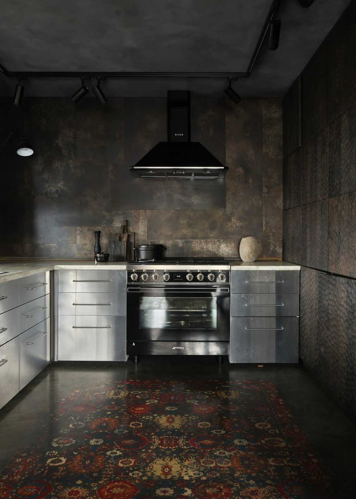 Houzz тур: Очень чёрный дом – изнутри и снаружи