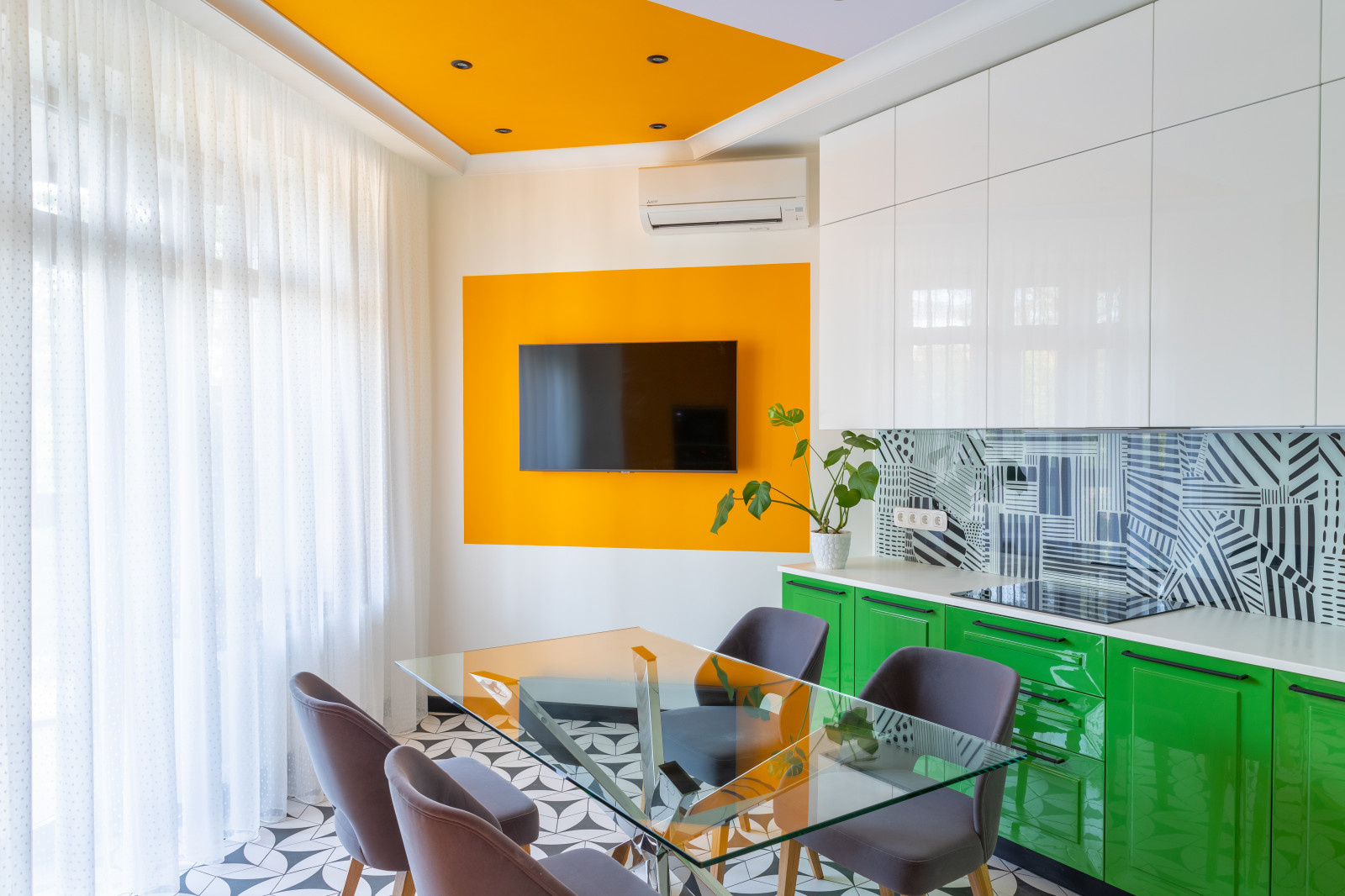 Обложка проекта: Двухкомнатная квартира для семьи