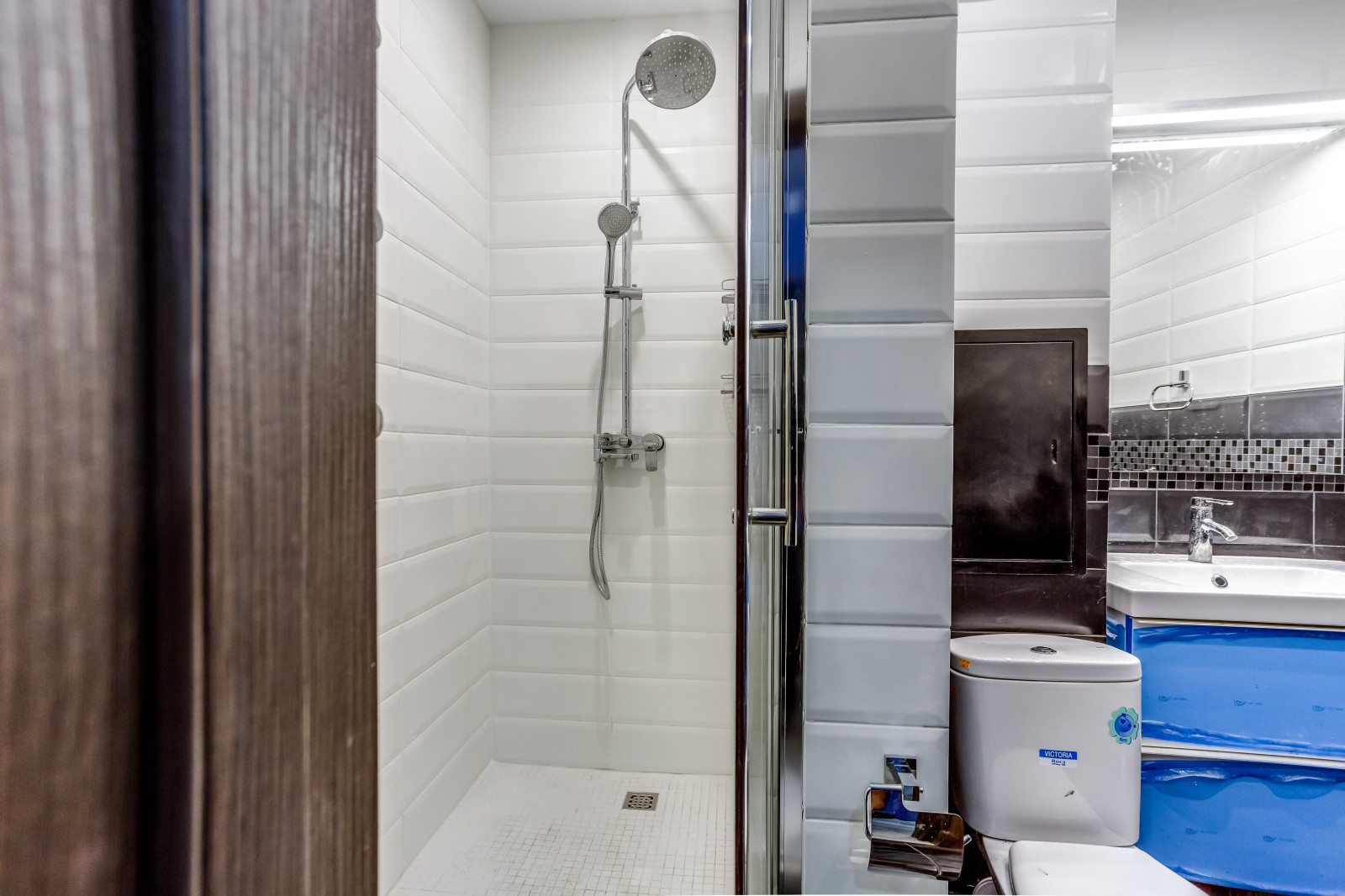 Маленькая ванная 2/2