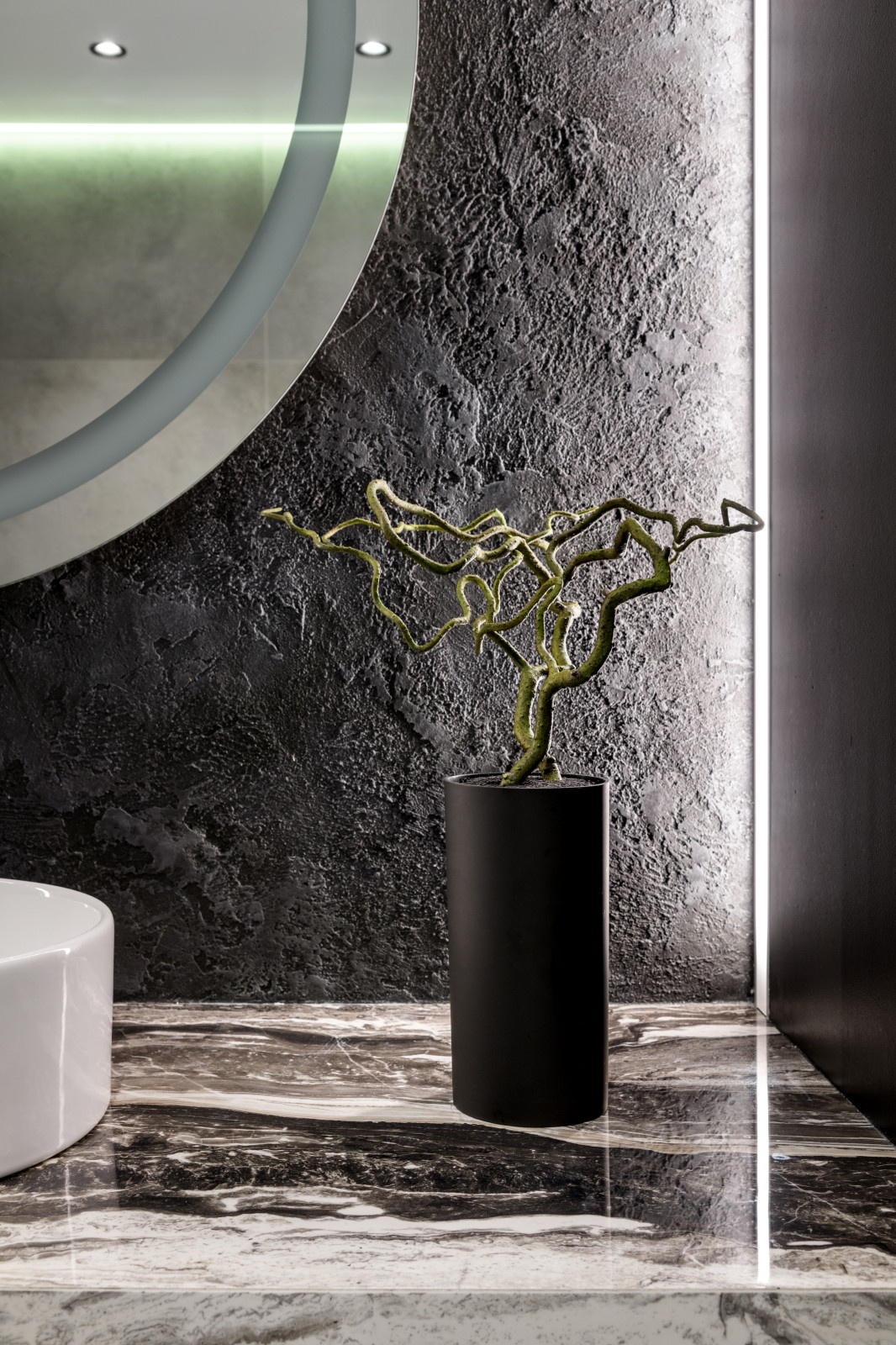 Квартира с гардеробной для коллекции кроссовок