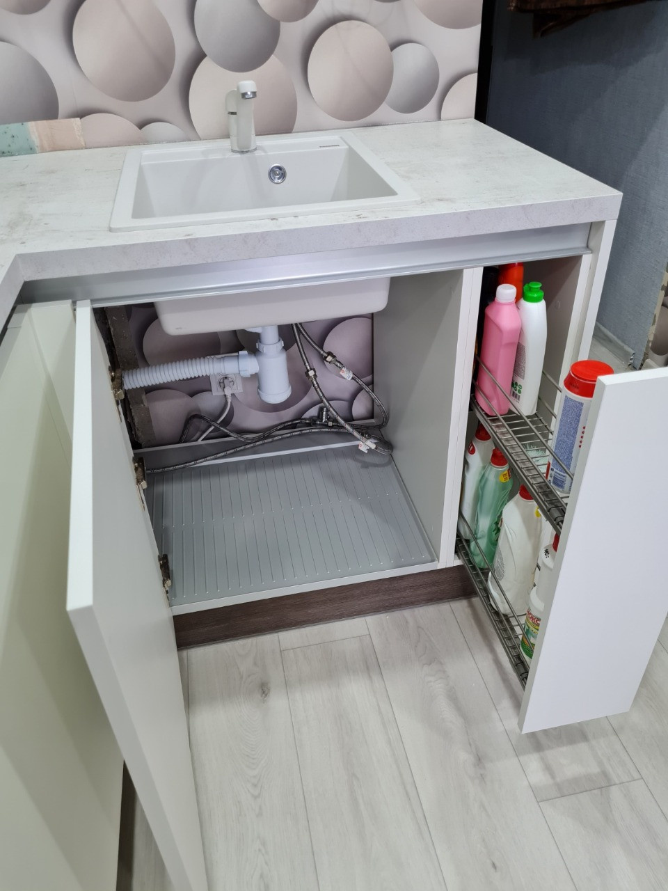 Кухня в МКР мирный дом 8