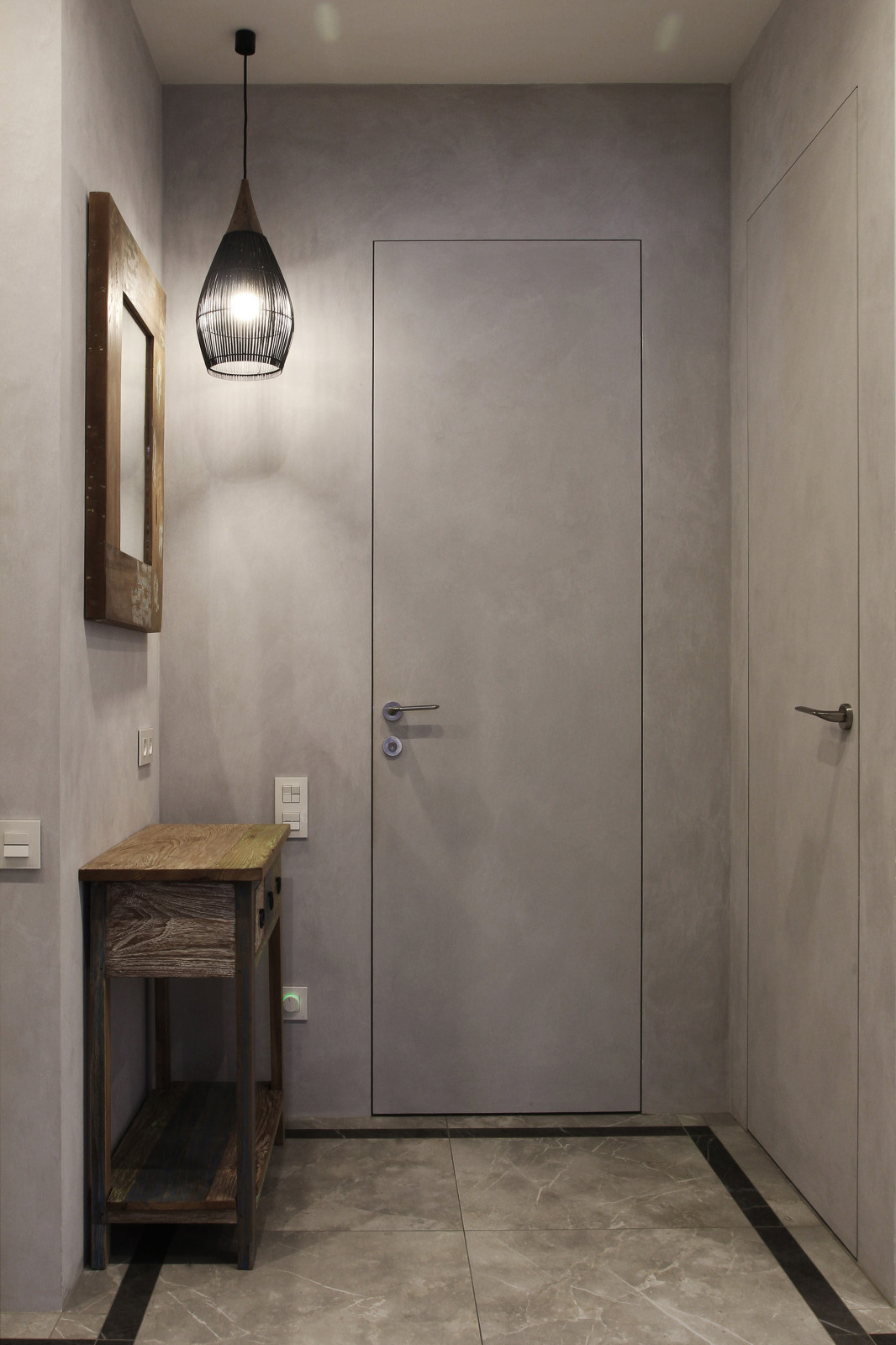 Gr6 Apartment