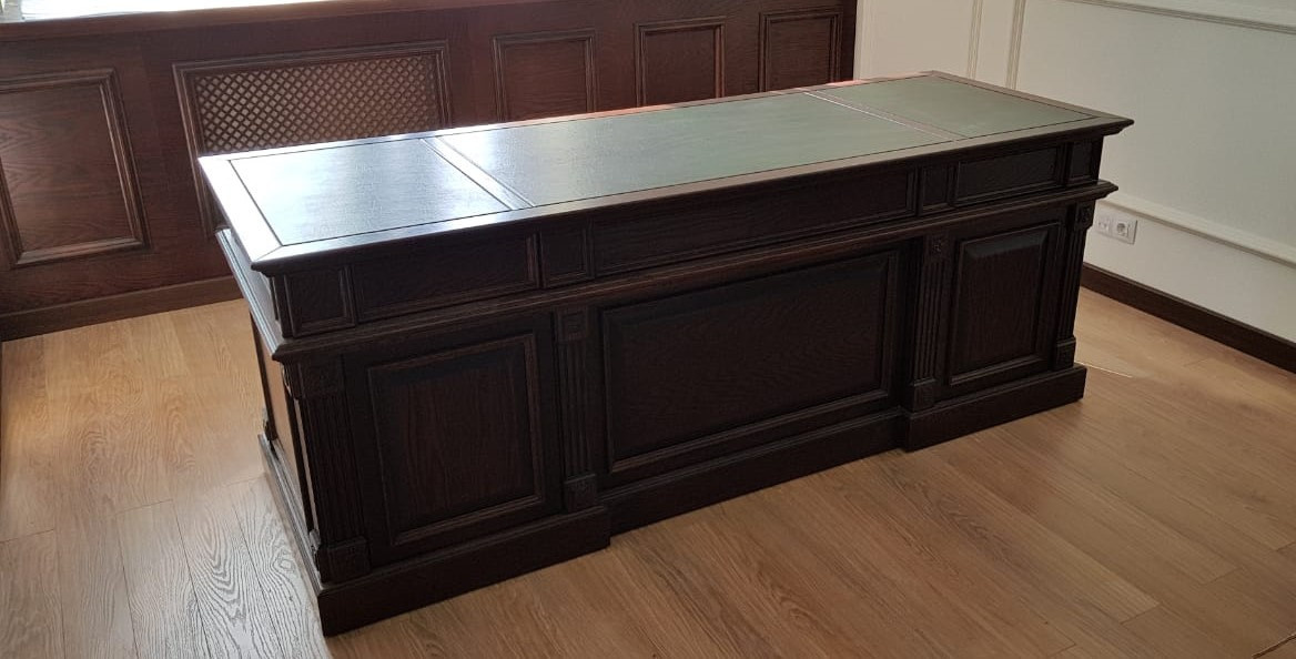 Обложка проекта: Мебель для кабинета из массива