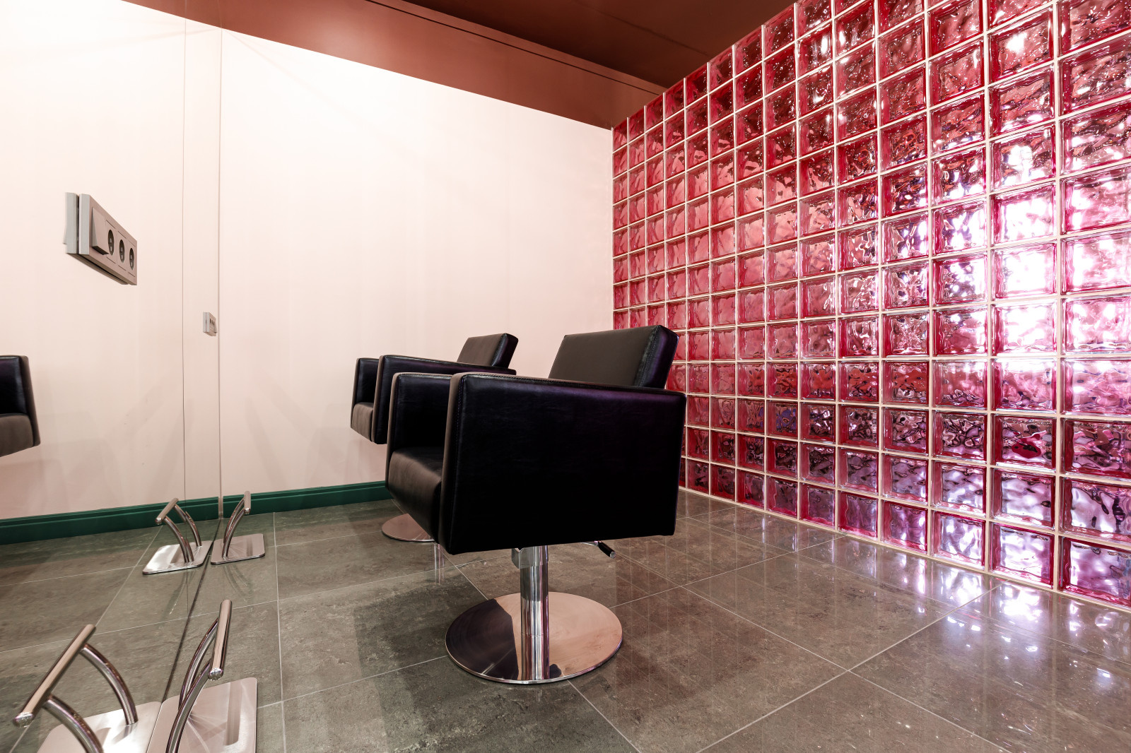 Studio 17