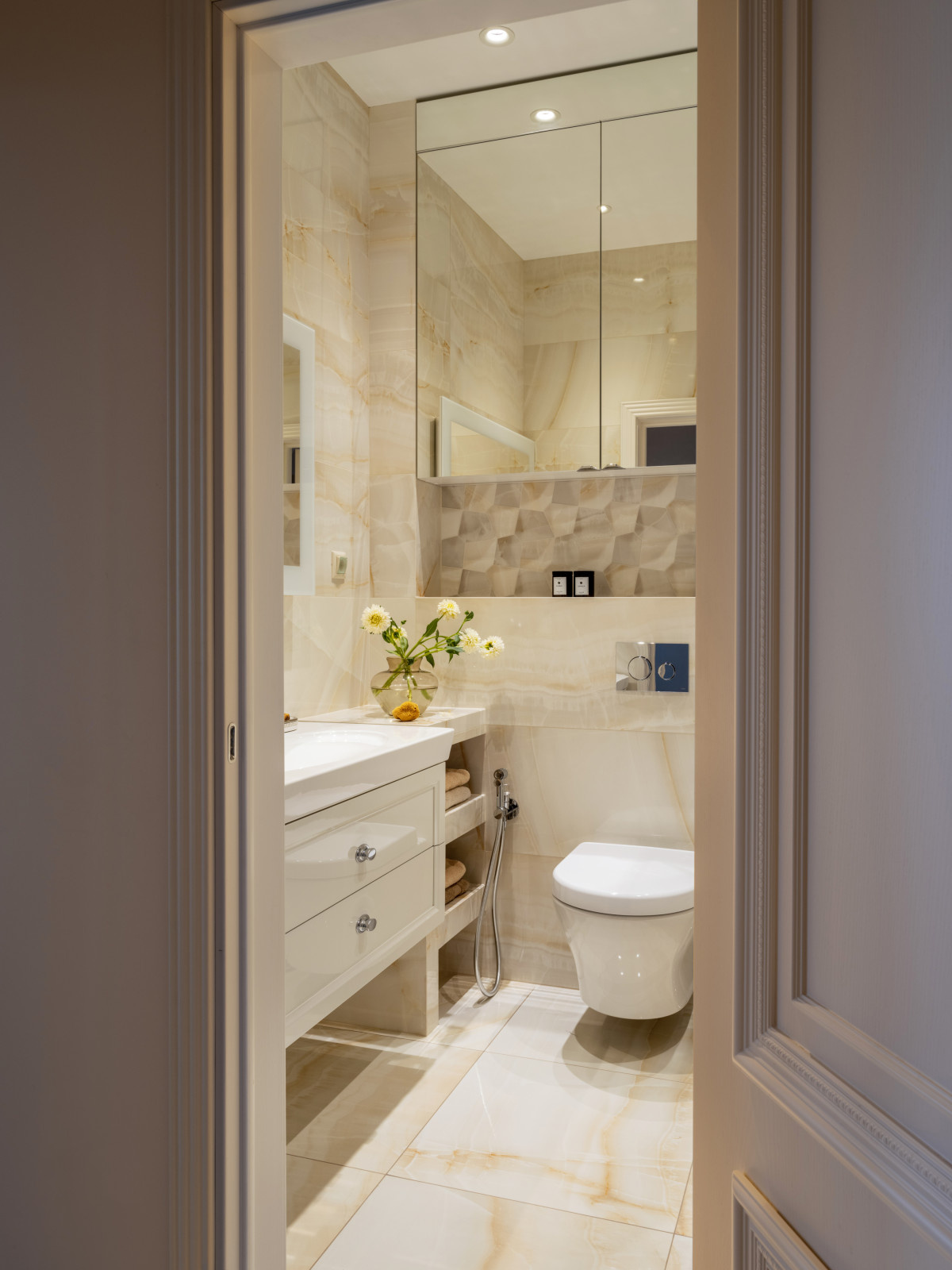 Роскошная квартира с видом на реку (реализация)