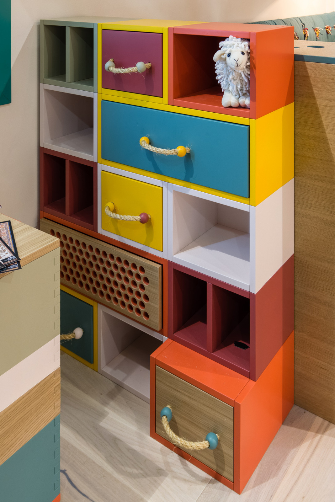 Детская развивающая мебель