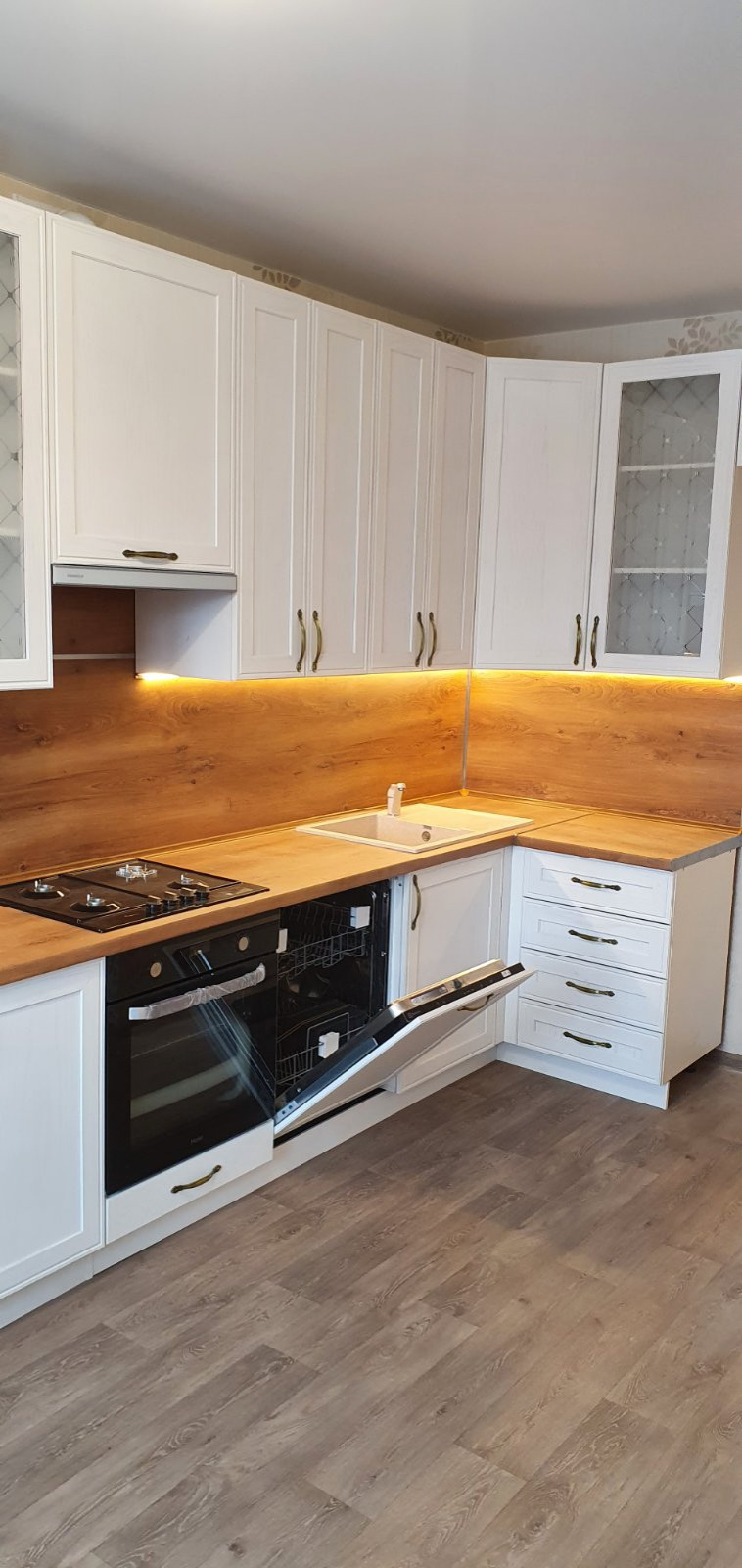 Обложка проекта: Кухня Алия