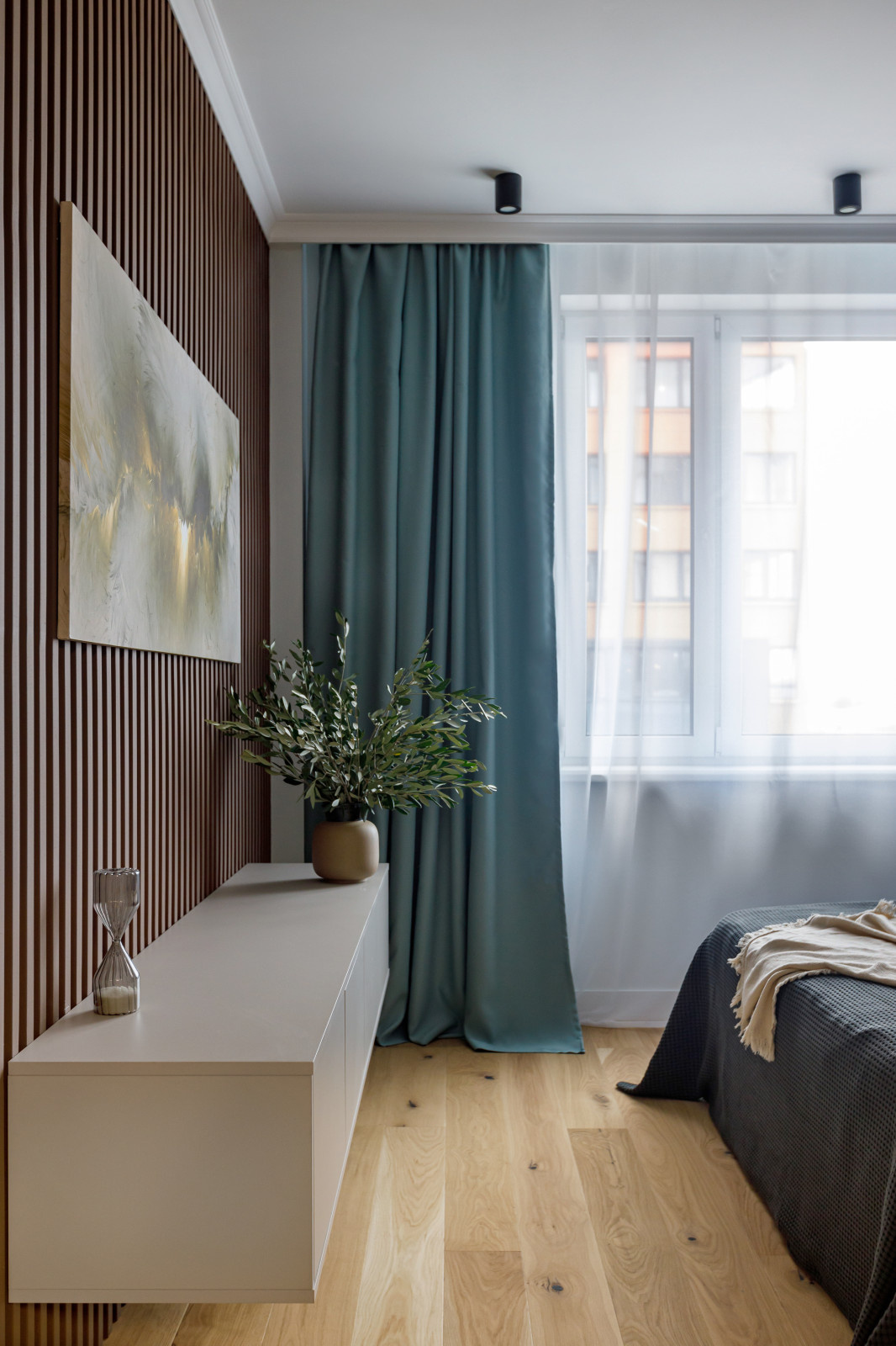 Private bachelor apartment