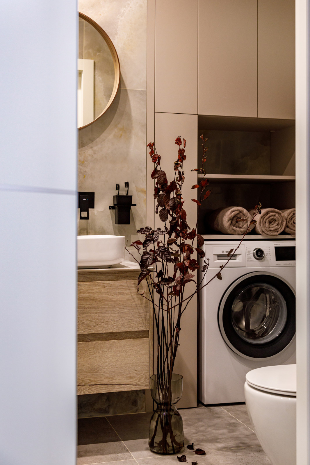 Private bachelor apartment