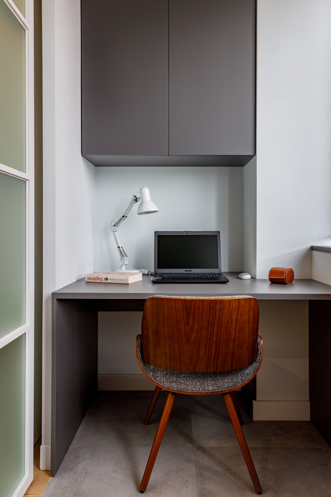 Private bachelor apartment
