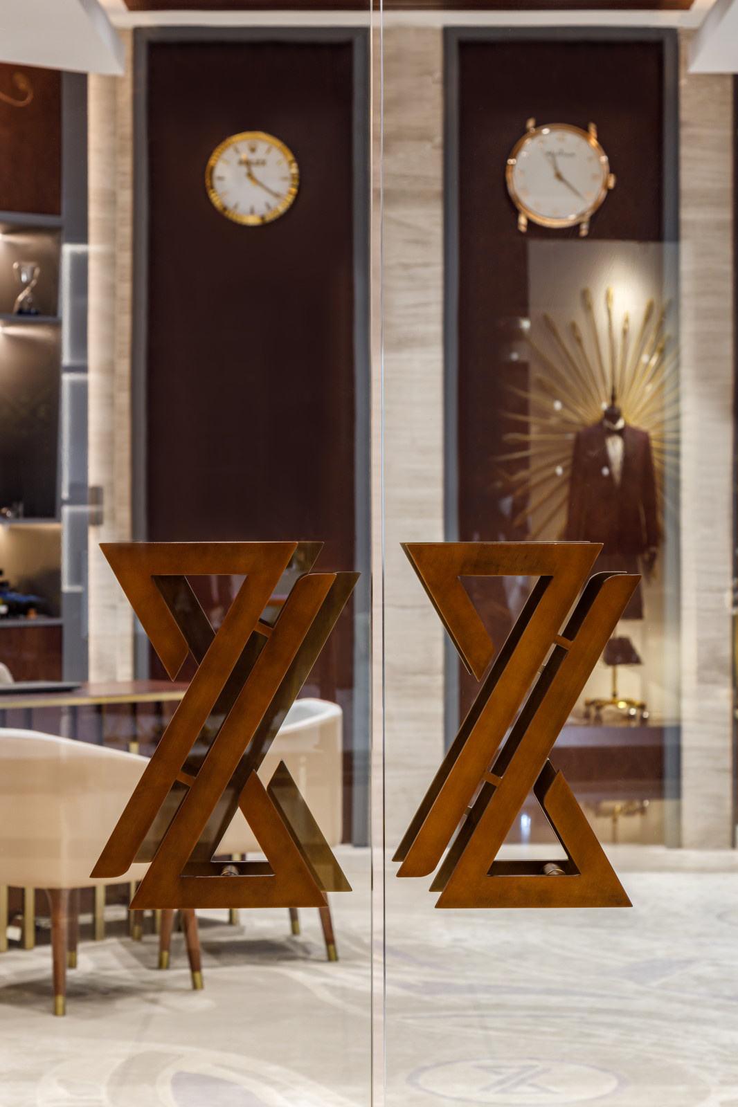 Time zone watch store in Dubai.