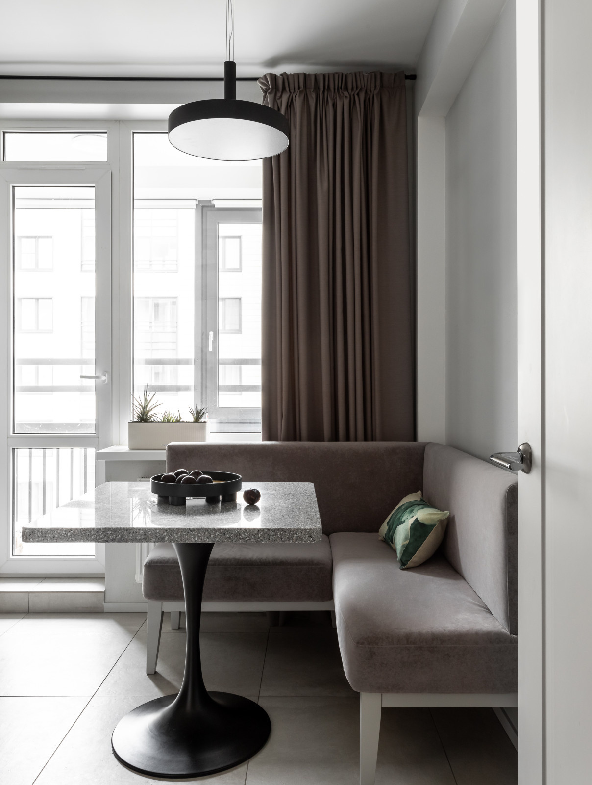 Houzz тур: Сканди-интерьер по законам феншуя