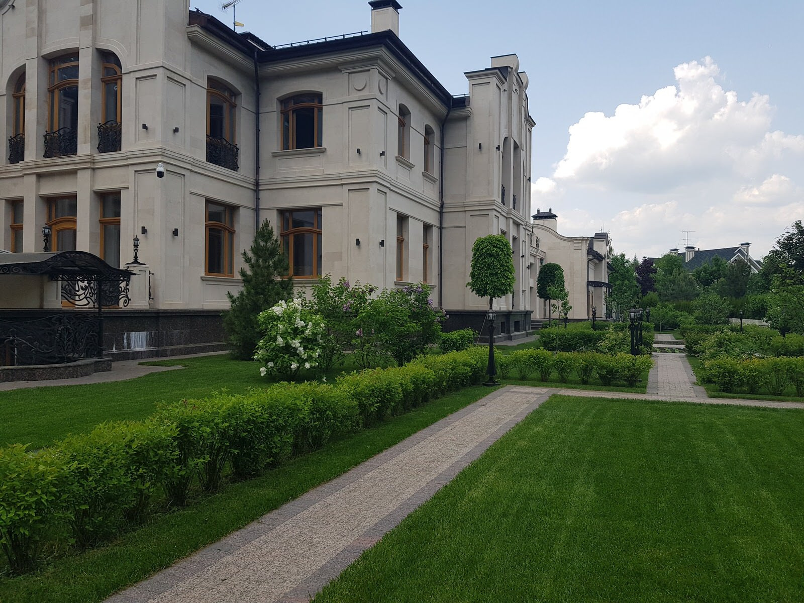 Бенилюкс