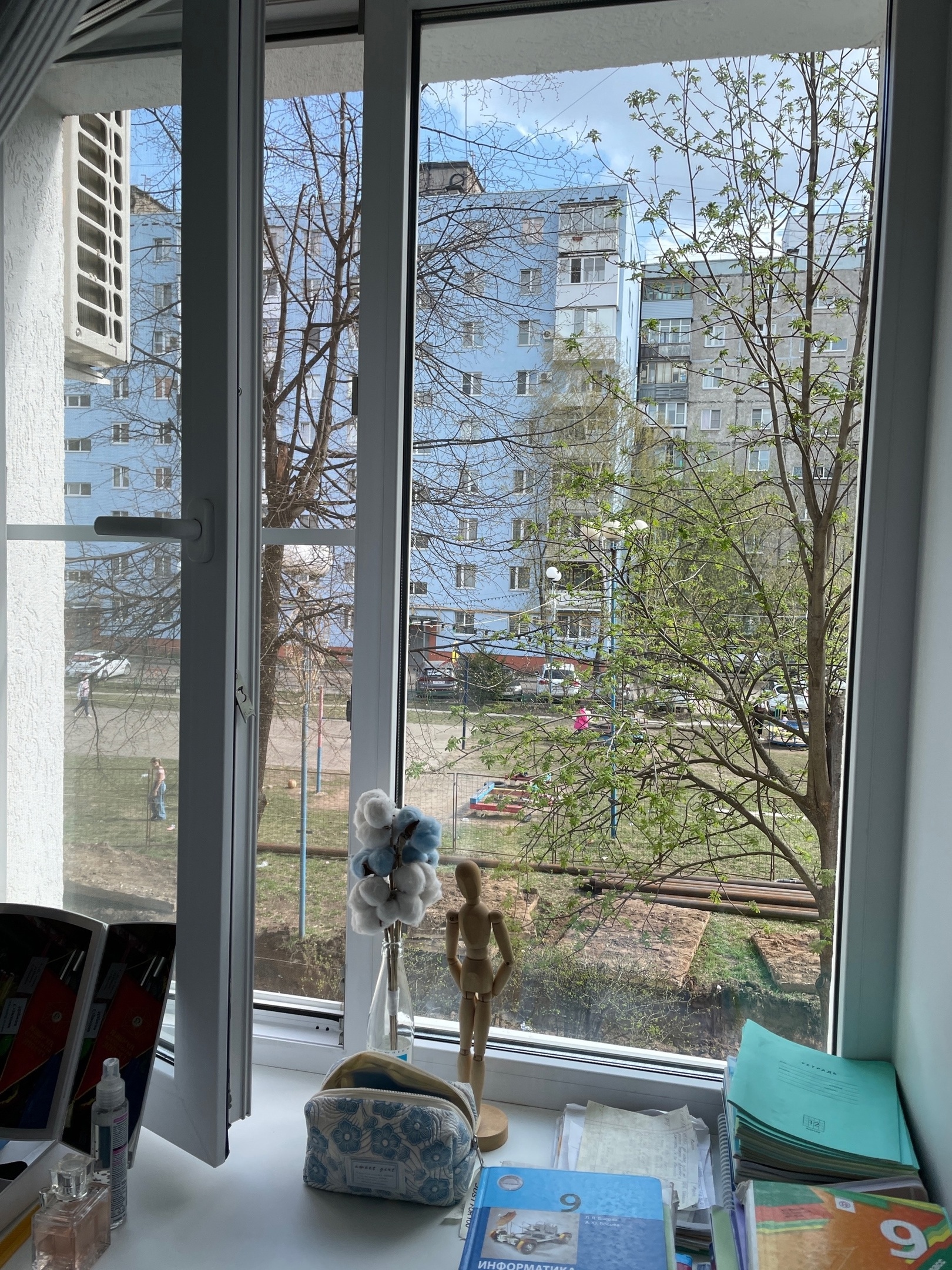 Комната девочки-подростка, 8 кв.м.