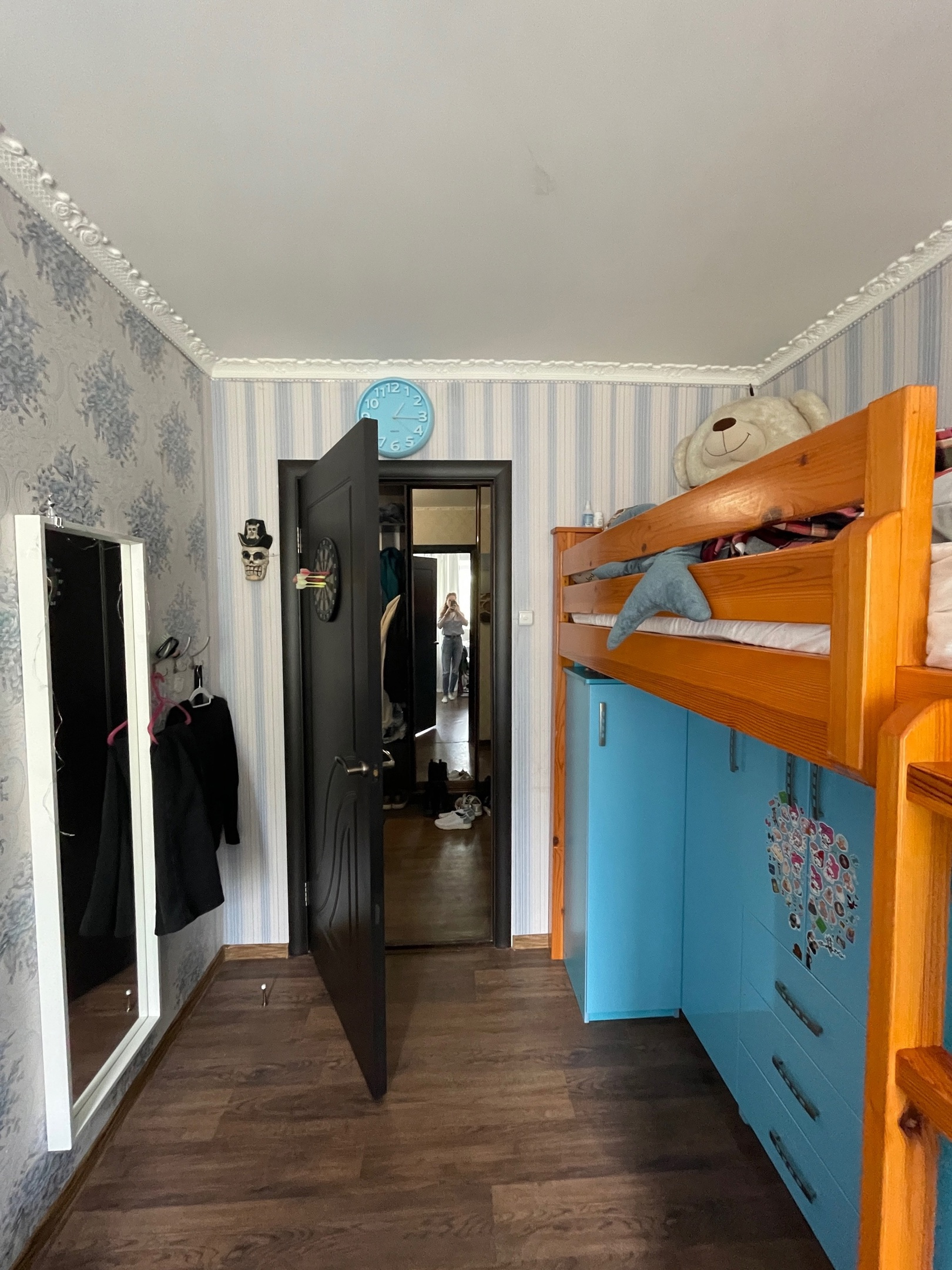 Комната девочки-подростка, 8 кв.м.